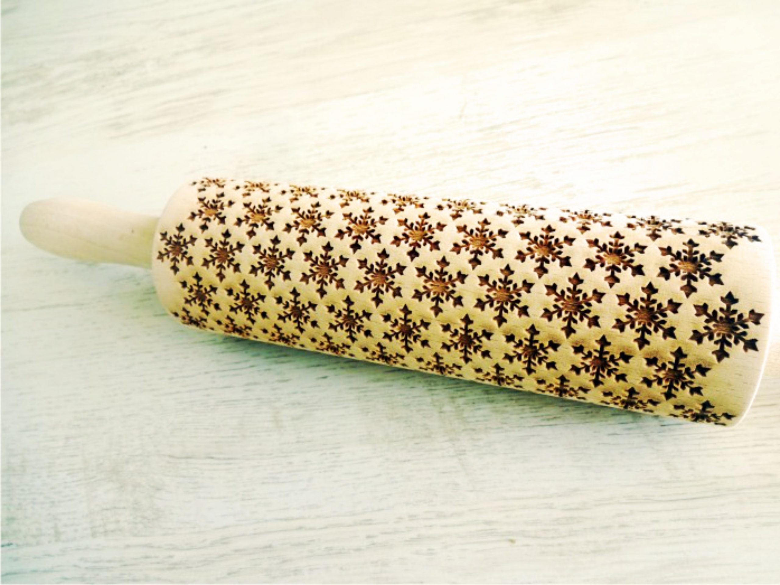 LET IT SNOW embossing rolling pin